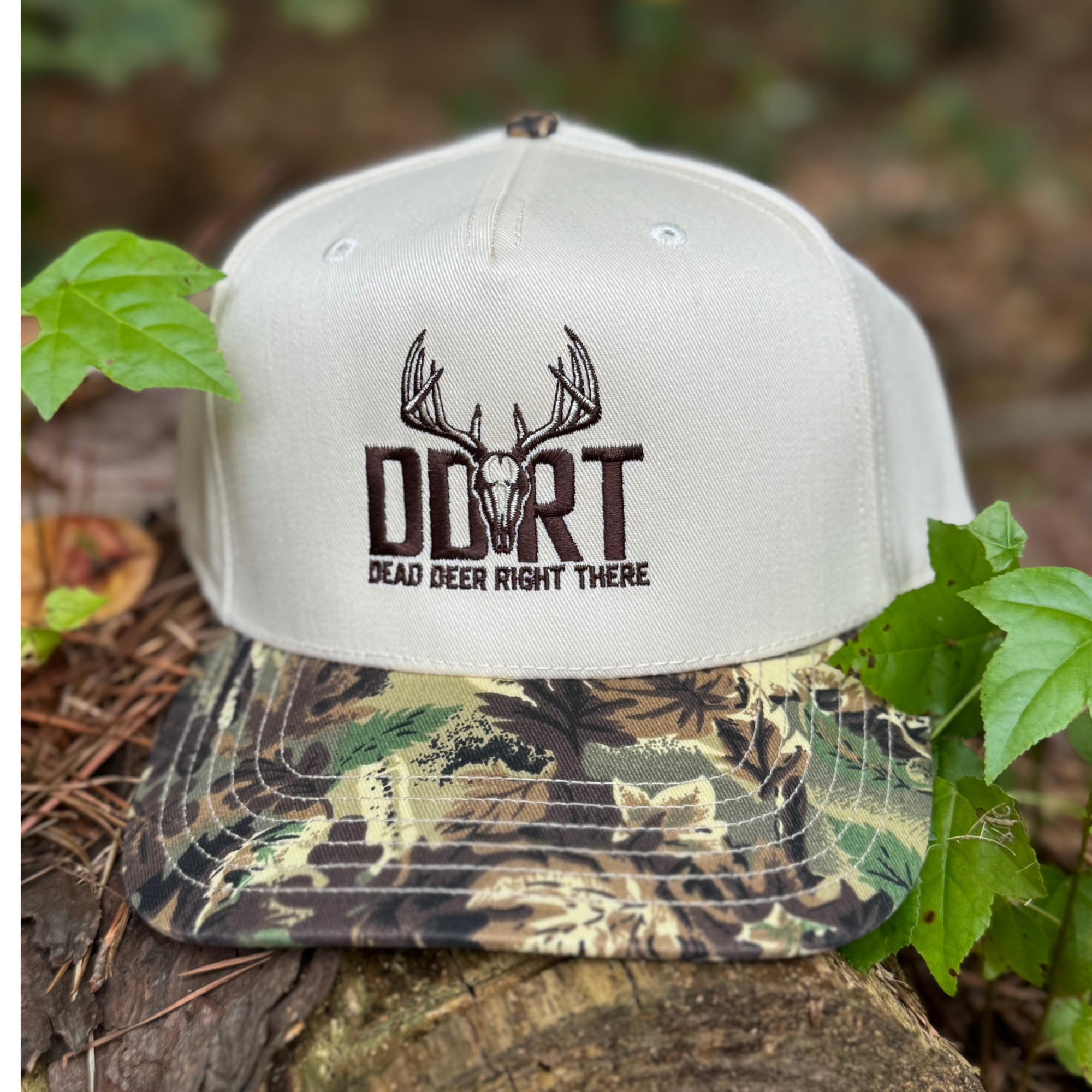 The Timberline - Beige & Classic Camo Trucker